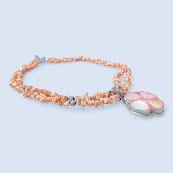 Sterling Silver Pink Coral Nugget Bead Necklace w/mother of Pearl flower pendent - Picture 3 of 10